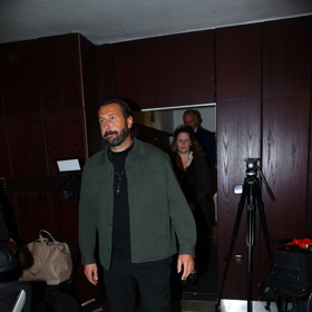 Ondřej Brzobohatý opouští soudní síň.