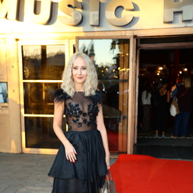 Denisa Grossová na premiéře Plesu upírů. 