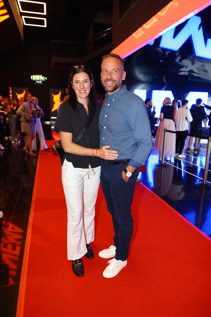 Zuzana Hejnová přišla s partnerem.