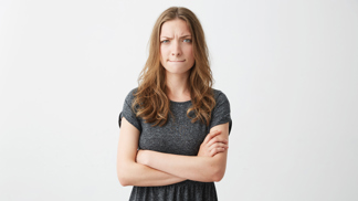 Veronika (27): Žárlila jsem na svoji spolubydlící. Její temné tajemství mi nakonec pomohlo