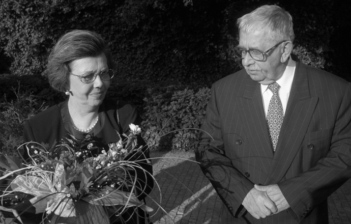 Vlastimil Brodský exceloval například v Noci na Karlštejně, komediích Ať žijí duchové nebo Hodíme se k sobě, miláčku? Zahrál si ale také v seriálu Život na zámku, který vysílá Nova Cinema.