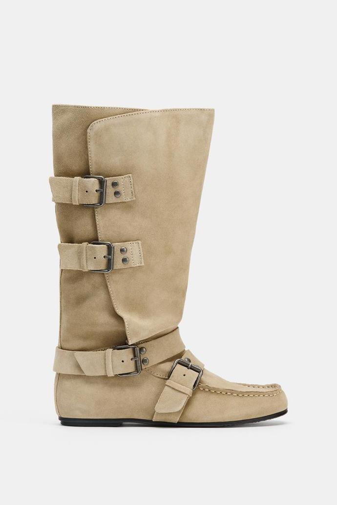 Kozačky ze štípaného semiše s přezkami, Zara, 3399 Kč