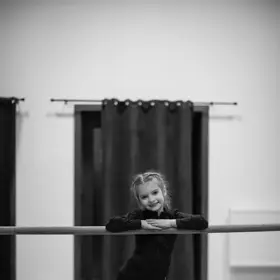 Stella Polášková si k herectví přidala i tanec a gymnastiku.