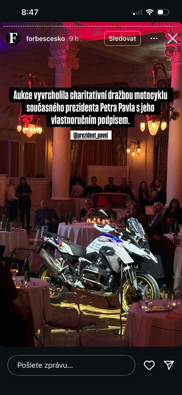 Dražba motorky Petra Pavla.
