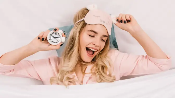 Změna času: Tělo to zvládne, když mu dopřejete klid, světlo a večer si odpustíte kafe