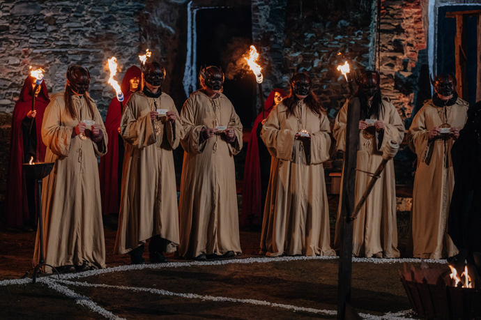 Tajemné masky, intriky a mystika zahalily Křivoklát. 