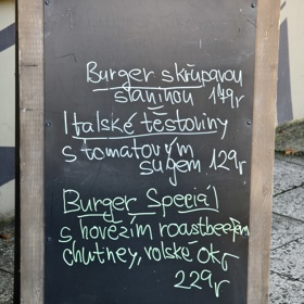 Ceny jsou zde víceméně lidové.