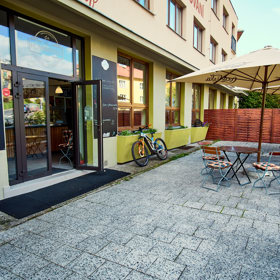 Bistro FlammBeef Burger & Steak v Ostrově nad Ohří.