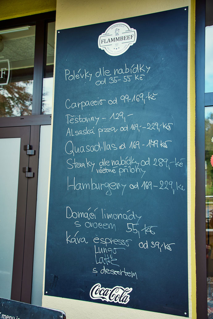 Nabídka v bistru FlammBeef Burger & Steak v Ostrově nad Ohří.
