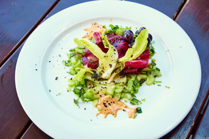 Carpaccio z červené řepy.