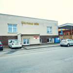 Restaurace je v Košicích u Tábora spojená s místním kulturním domem. 