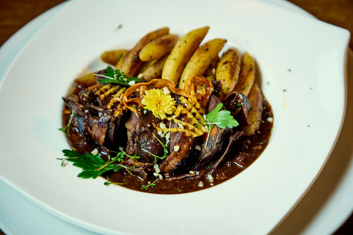 Specialita zajíc na černo.