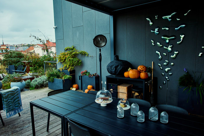 Zahrada nabízí i kryté posezení.