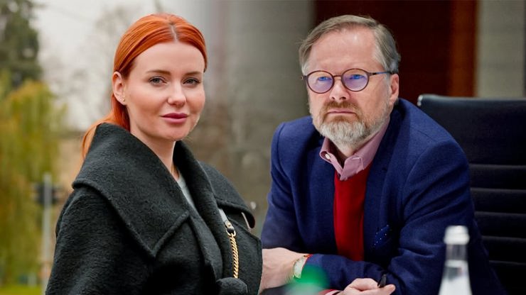 Markeťačka hnutí ANO Aneta Zicklerová si často střílí z vládních politiků včetně premiéra Petra Fialy.