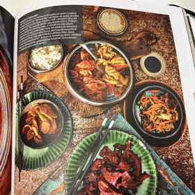 Kimči potom konzumuje jako přílohu k hlavním jídlům, k rýži nebo jen tak samotné.