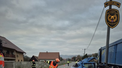 FOTO: U obce Hovězí na Vsetínsku došlo k tragické nehodě.