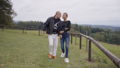 FOTO: Vypadali jako zamilovaný pár, všechno ale hráli.