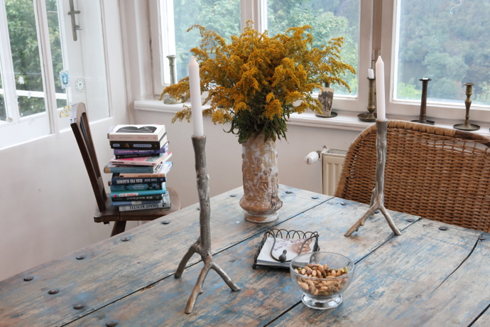 Stůl, u kterého Bára nejraději píše.