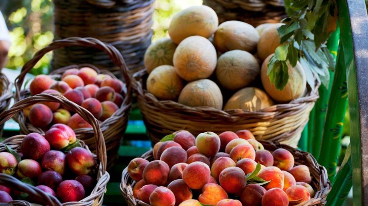 Nejlepším zdrojem cukrů je ovoce.