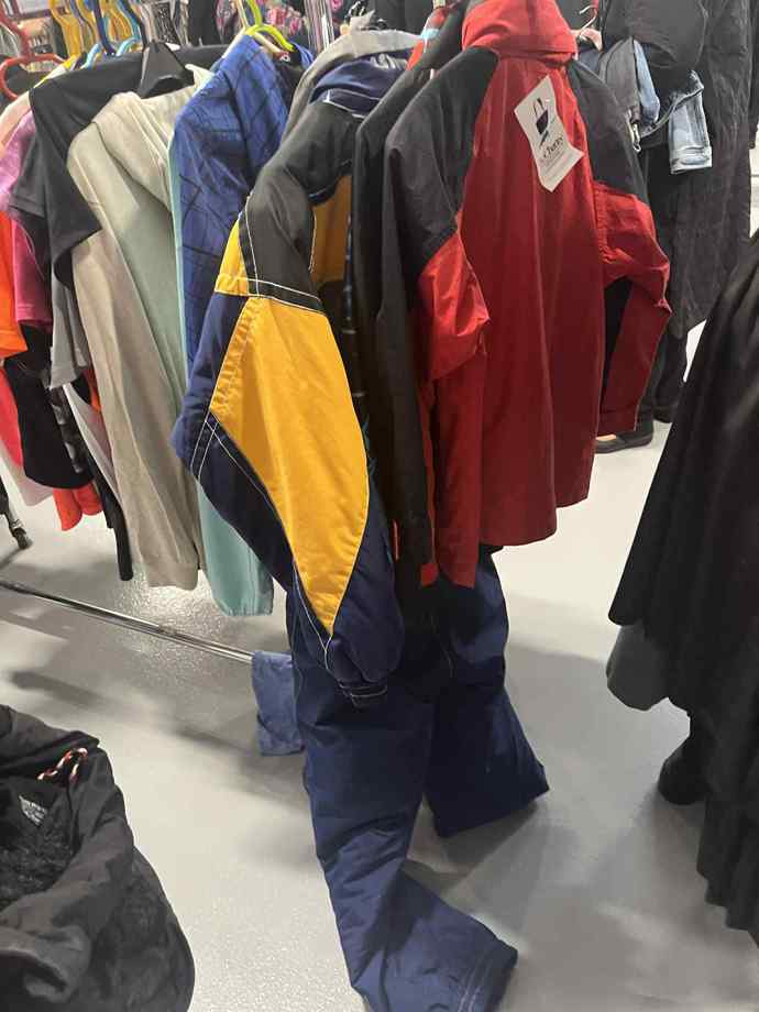 Obléknout dítě je na bazaru hračka. 