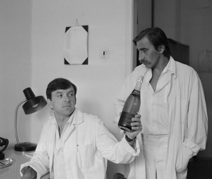Pavel Zedníček a Jaromír Hanzlík v seriálu Sanitka.