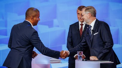 FOTO: Andrej Babiš, Petr Fiala a Rey koranteng.