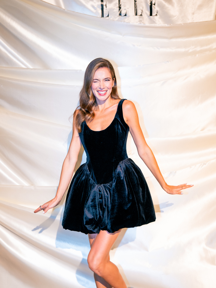 Andrea Bezděková byla ten večer ve své kůži - doslova. Minišaty s balonovou sukní si užívala. 