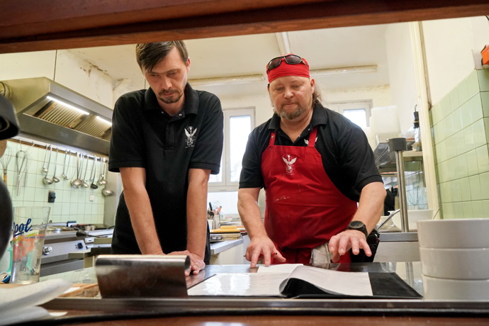 Michal při natáčení Ano, šéfe!