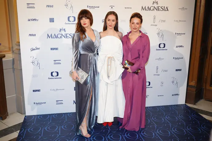 Jenovéfa Boková, Eliška Křenková a Anna Fialová na Českých lvech.