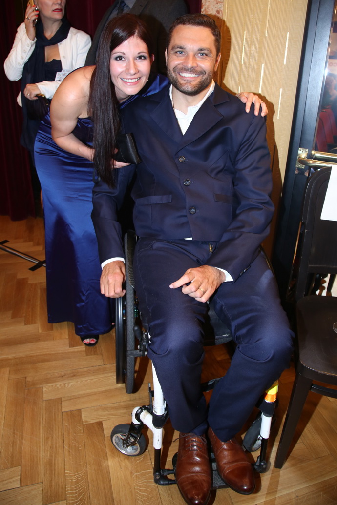 Muž roku 2009 Martin Zach se narodil 13. listopadu 1985 ve Vrchlabí.