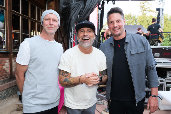 Takhle to klukům slušelo v roce 2024 na koncertu v pražské Grébovce. 