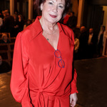 Herečka Ilona Svobodová vsadila na jednoduchý, ale nepřehlédnutelný outfit, kterému dominovala červená košile.