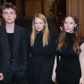 Linda se starší dcerou Rozálií a benjamínkem Františkem.