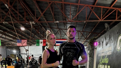 FOTO: Alča a Robin alias fighterslifear dokazují, že vztahy a humor jdou dohromady.