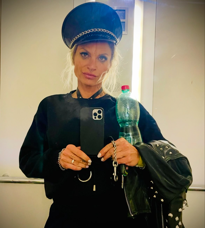 Aneta Práglová je zpěvačka. 