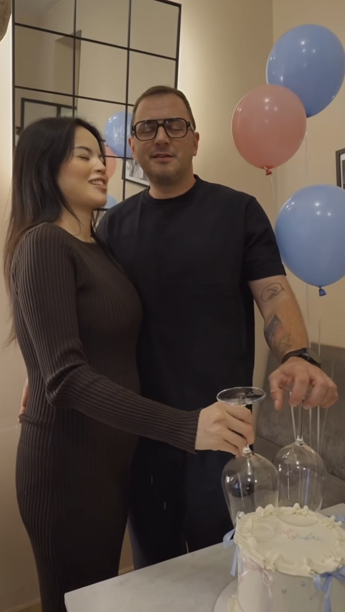 Yenifer Cao a Samuel Jaško se brzy stanou rodiči. 