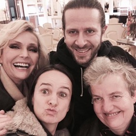 Selfie s Danou Drábovou a Lenkou Hatašovou má i Helena Vondráčková.