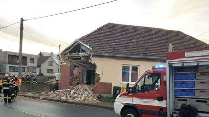 FOTO: Cestujícím se naštěstí nic nestalo.