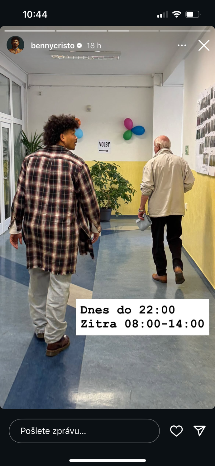Ben informoval