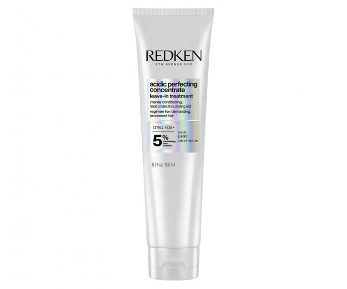 Termoochranná péče pro poškozené vlasy, Redken, 736 Kč