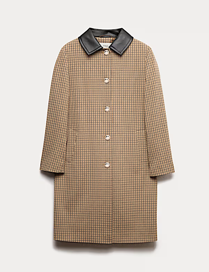 Kostkovaný kabát s límečkem, Marks&Spencer, 2899 Kč