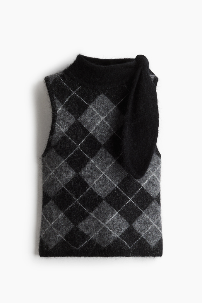 Top z mohérové směsi s šálovým límcem, H&M, 619 Kč