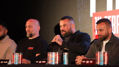 FOTO: Karlos Vémola na tiskové konferenci Hell Boxing Kings.