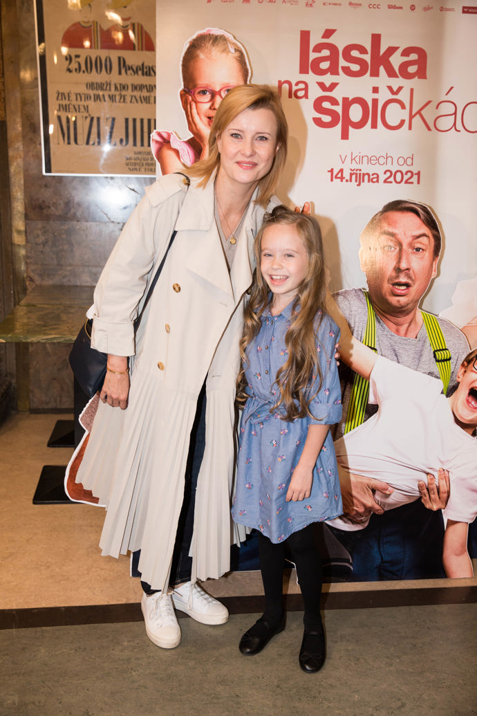 Valentýna Bečková se na premiéře potkala také s Jitkou Schneiderovou. 