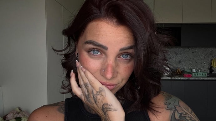 Michaela Cútová  je nyní brunetka.