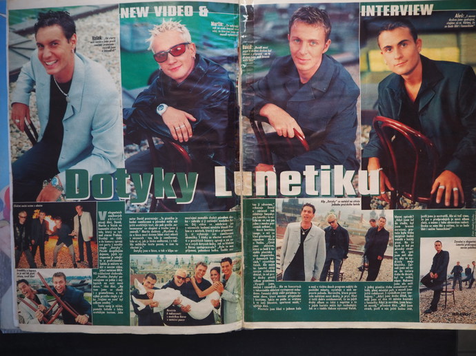 V letech 1995-2000 plnila kapela Lunetic stránky barevných dívčích časopisů.