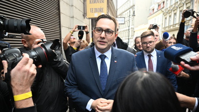 FOTO: Jan Lipavský a jeho příchod do štábu SPOLU.