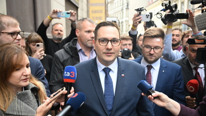 FOTO: Jan Lipavský a jeho příchod do štábu SPOLU.