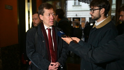 FOTO: Hayato Okamura ve štábu SPOLU.