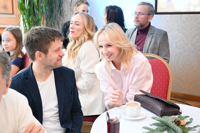 Mádl se s Plodkovou dobře bavil.